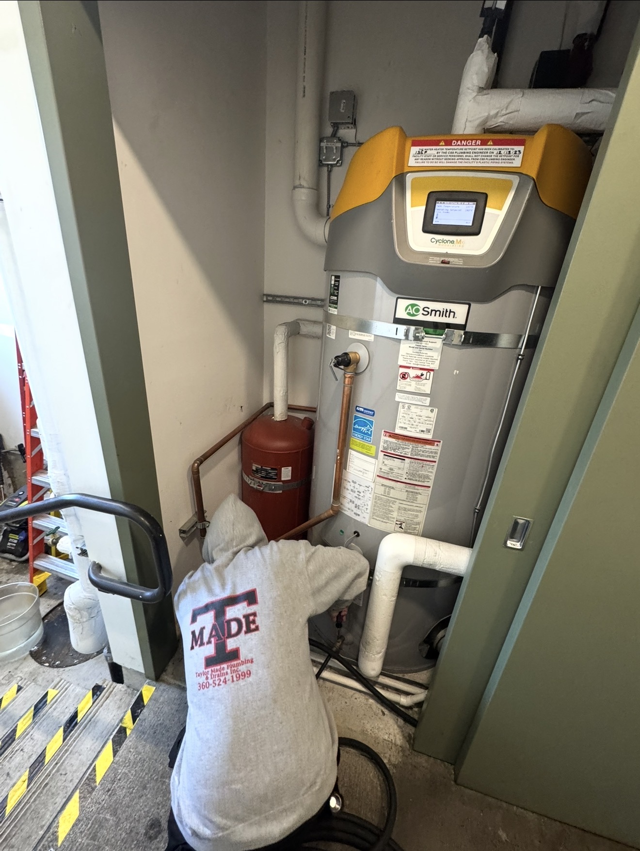Professional water heater repair and maintenance service in Ridgefield WA